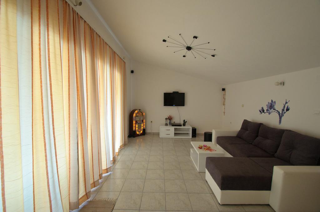 Holiday Home Villa Venta Trogir Zimmer foto